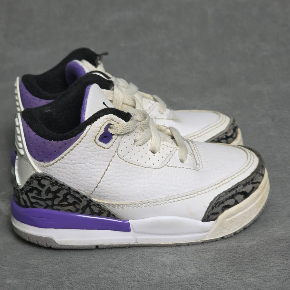 Jordan Baby Boy's 3 Retro (Infant/Toddler) White/Black/Dark Iris/Cement Grey 6C